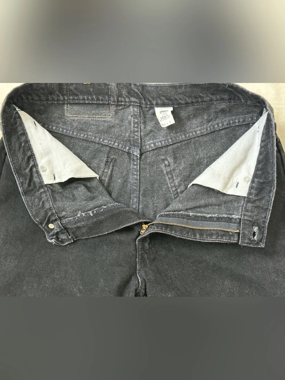 Men’s Vintage Levi’s 550 Relaxed Fit Black Denim Shorts
